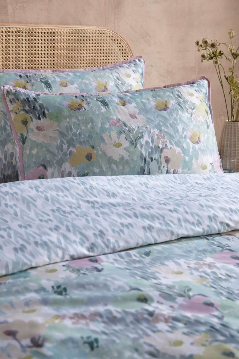 Appletree Abstract Floral 100% Cotton Reversible Duvet Cover Set, Multicolour, W: 180 cm x L: 200 cm – 2