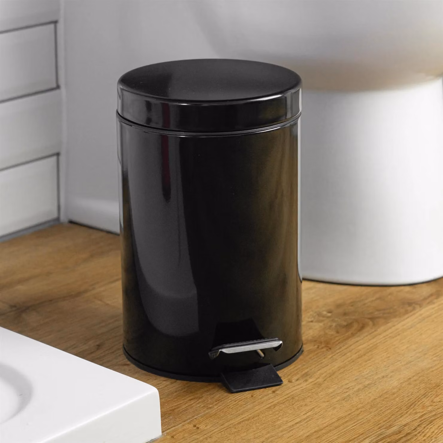Harbour Housewares Set of 2 Round Stainless Steel Pedal Bins, 3L, Black – 9
