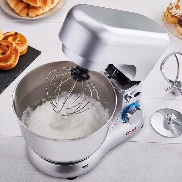 Cooks Professional Stand Mixer with 1000W Motor, 8 Speeds and 4.5L Stainless Steel Mixing Bowl in Silver – 2