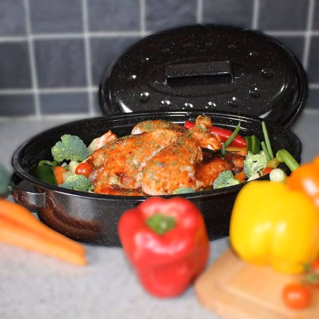 Homiu Black Enamel Oval Roasting Dish, 33 cm