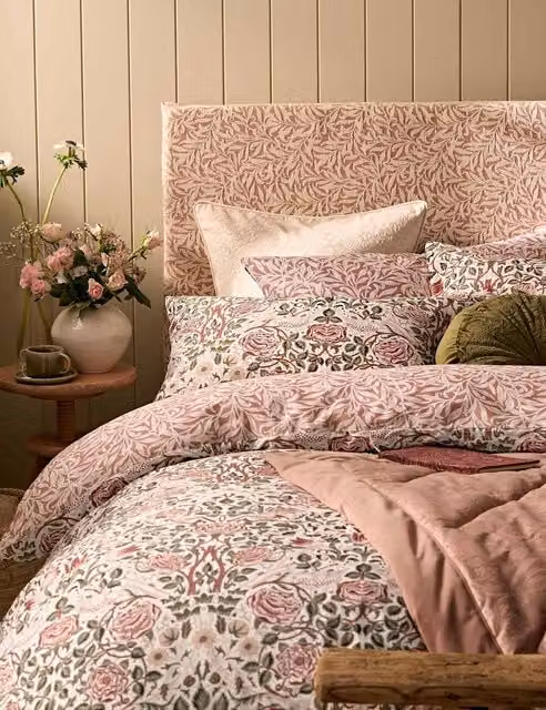 Laura Ashley Set of 2 Reversible Pink Floral Mako Satin Pure Cotton Pillowcases
