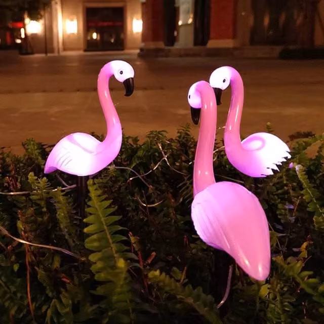 NESTLUNE Solar Flamingo Garden Ornament Set of 3 LED Statue Lights in Pink, H 100 cm x W 60 cm