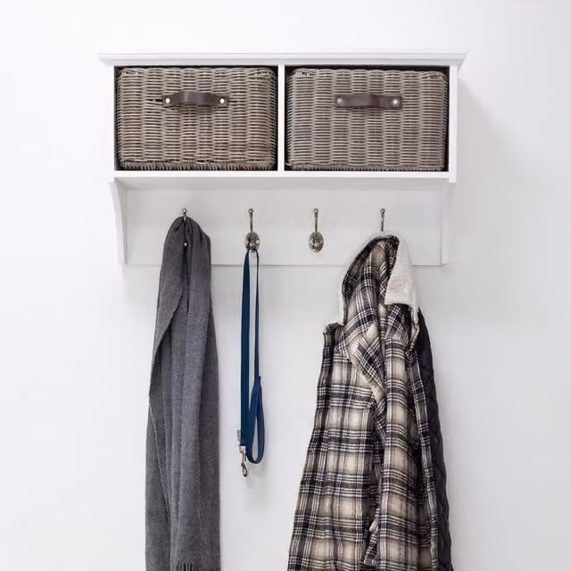 Tetbury Coat Rack with 2 Rattan Storage Baskets in White, H 78 cm x W 43 cm x D 28 cm