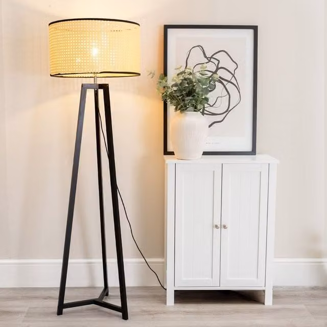 ValueLights Lottie Black Wood Tripod Floor Lamp with Natural Cane Rattan Drum Shade, H 148 x W 45 x D 45 cm – 1