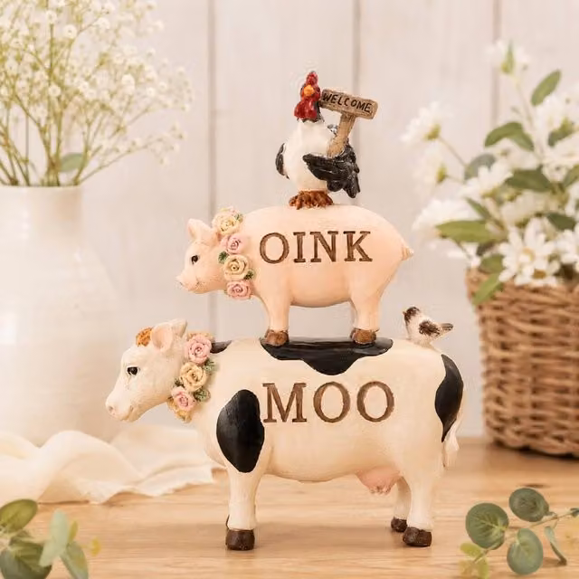 Country Living White Resin Stacking Farm Animal Tabletop Decoration – 1