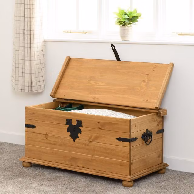 Seconique Corona Single Storage Chest in Brown Waxed Pine – 2