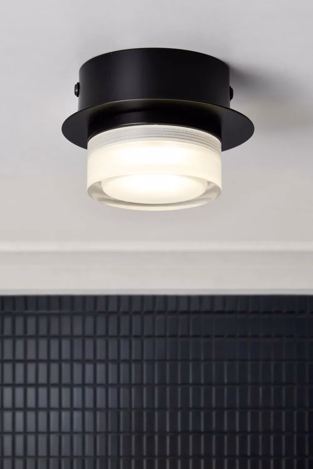 BHS Lighting Brooke LED Bathroom Up and Down Dual Mount Spot Light in Black – 2