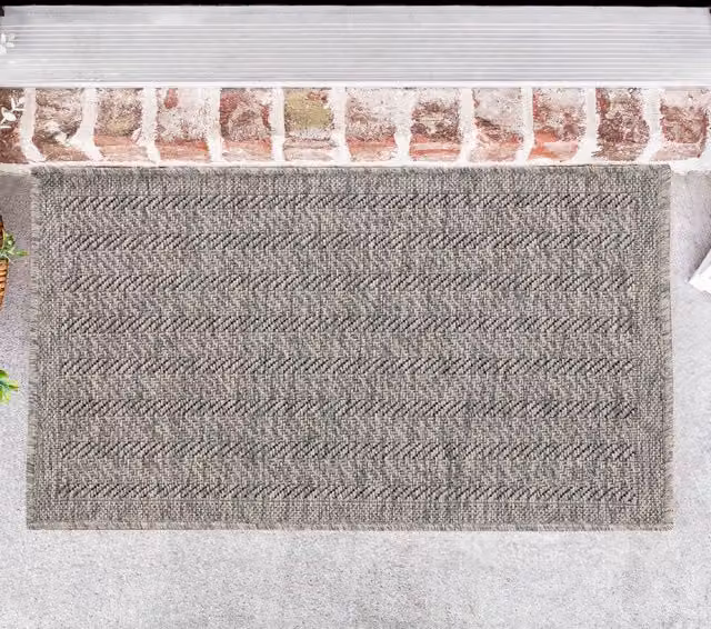Desire Rugs Modern Herringbone Rectangular Outdoor-Indoor Grey Rug, W: 50 cm x D: 80 cm