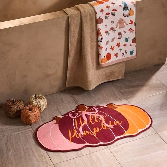 OHS Hello Pumpkin Non-Slip Novelty Halloween Bath Mat in Multicolour – 1
