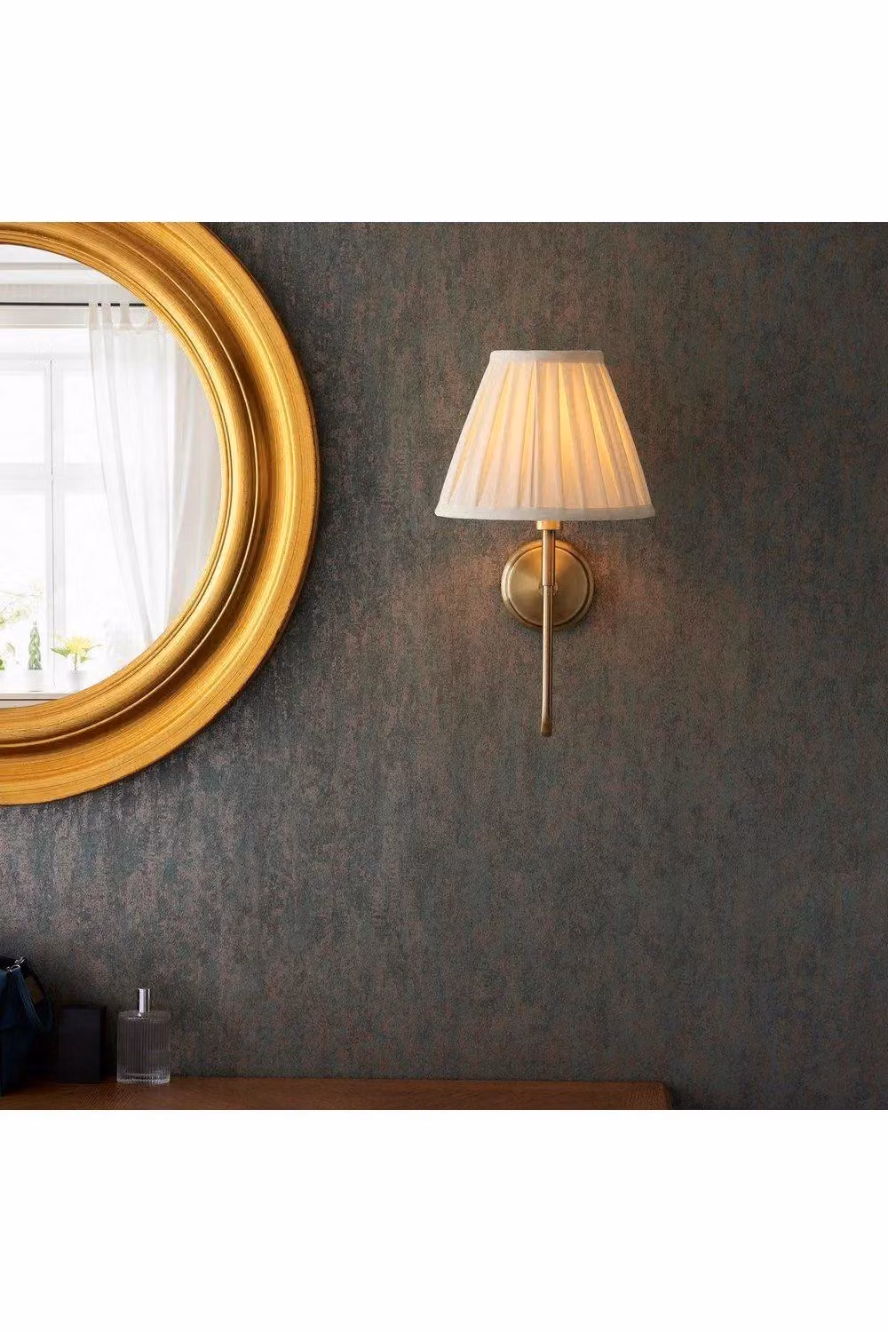 Netlighting Rouen Antique Brass Wall Lamp Fitting in Gold