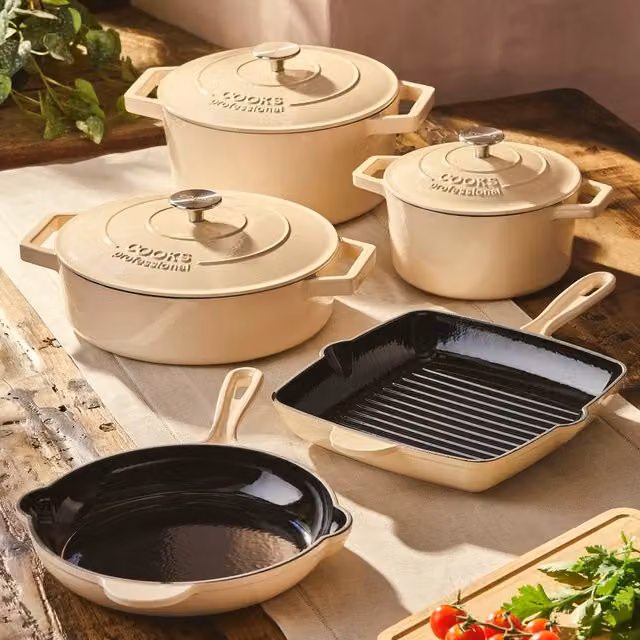 Cooks Professional 5 Piece Enamelled Cast Iron Casserole Dish and Frying Pan Set in White – 2