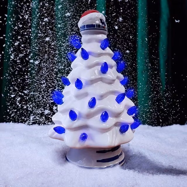 Menkind UKONIC R2-D2 Ceramic Tabletop Christmas Tree with Blue LED Glow in White – 1