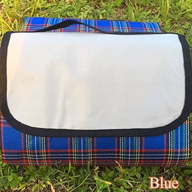 Garden Mile Waterproof Picnic Rug Travel Blanket in Blue and Red