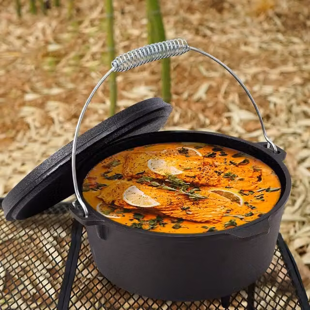 Livingandhome Extra Large Cast Iron Dutch Oven Casserole with Lid Lifter, Black