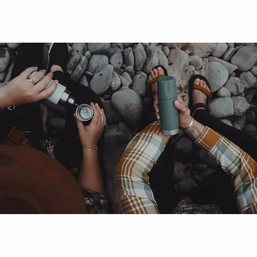 High Camp Flasks Torch Hip Flask in Silver, 177.44 ml – 6