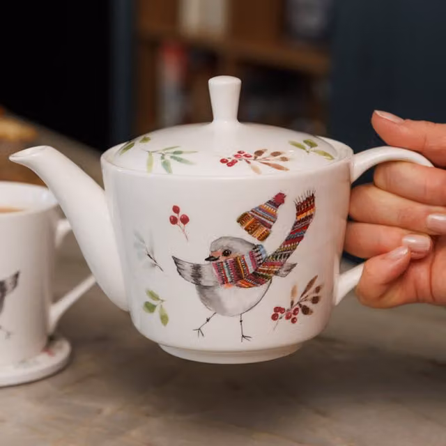 Mikasa TipperleyHill Robin White Bone China Teapot, 650ml