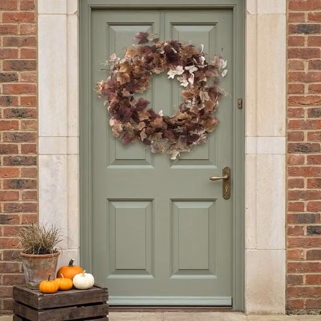 Garden Greatness Classic Rustic Leaf Harvest Wreath in Brown, Diameter: 56 cm