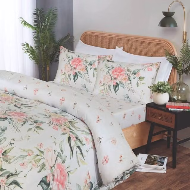 Rapport Home Ava Floral Microfibre Complete Duvet Cover Set with Fitted Sheet and Pillowcase, Pink, Green and Multicolour – 1