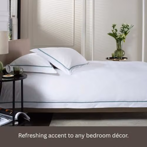 The Lyndon Company Hampstead 200 Thread Count 100% Cotton Duvet Cover and Pillowcase Set in Green – 3