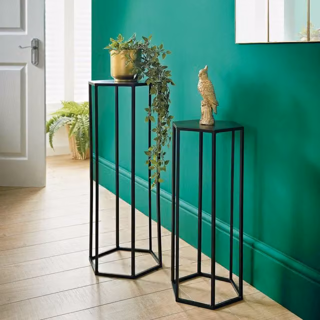 Spot On Dealz Set of 2 Minimalist Matt Black Metal Plant Stands