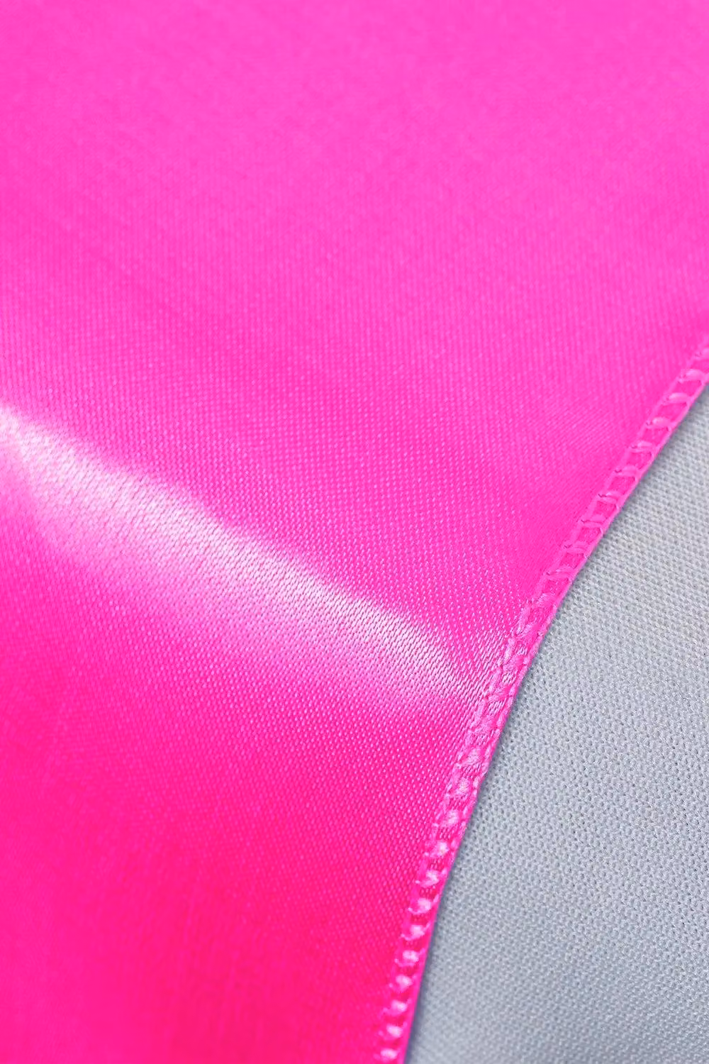 Neel Blue Satin Table Runner in Pink – 2