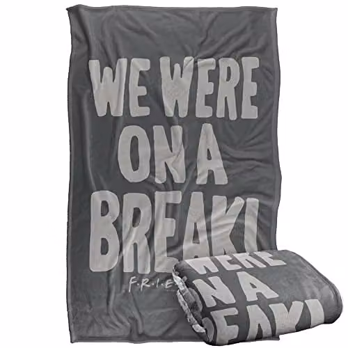 Warner Bros. Friends The Time Apart Silky Touch Super Soft Fleece Throw Blanket, Grey and Multicolour, W/D/H: 91 x 147 cm – 1