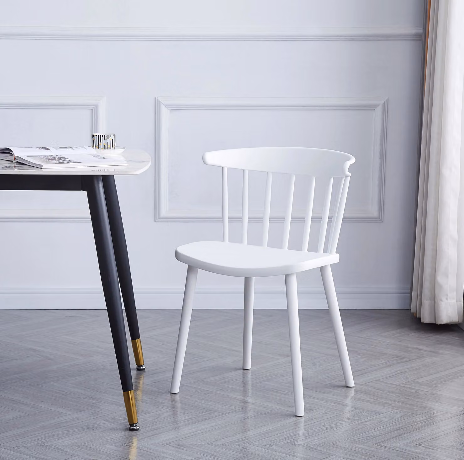 Nordlys Set of 4 White Indoor Outdoor Dining Chairs with Armrests – 4