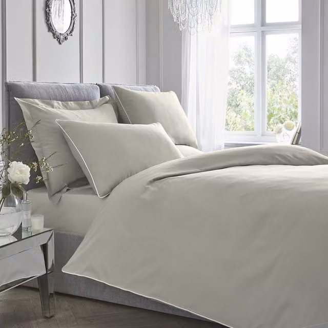 Appletree Boutique 200 Thread Count Cotton Percale Duvet Cover Bedding Set in Silver