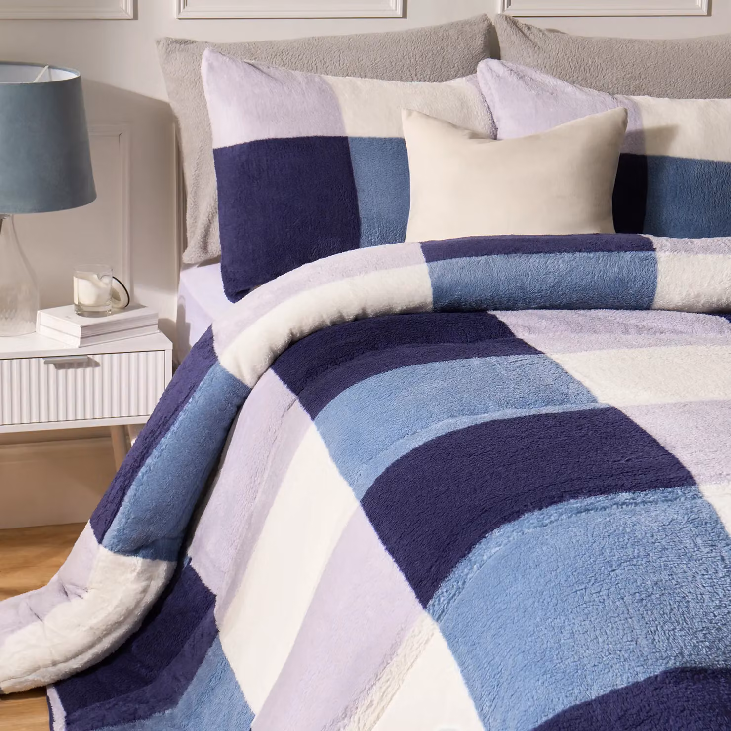 OHS King Size Teddy Fleece Gingham Duvet and Pillowcase Bedding Set, 10.5 TOG, Dark Navy Blue – 2