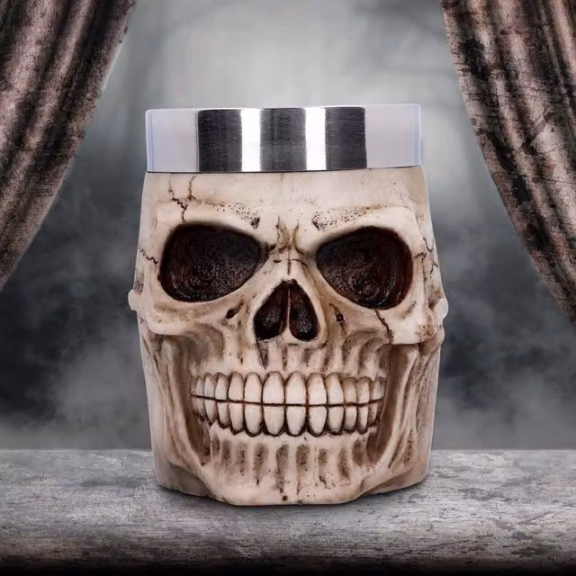 Nemesis Now Grinning Skull Gothic Tankard Mug in Brown and White, Height: 14 cm