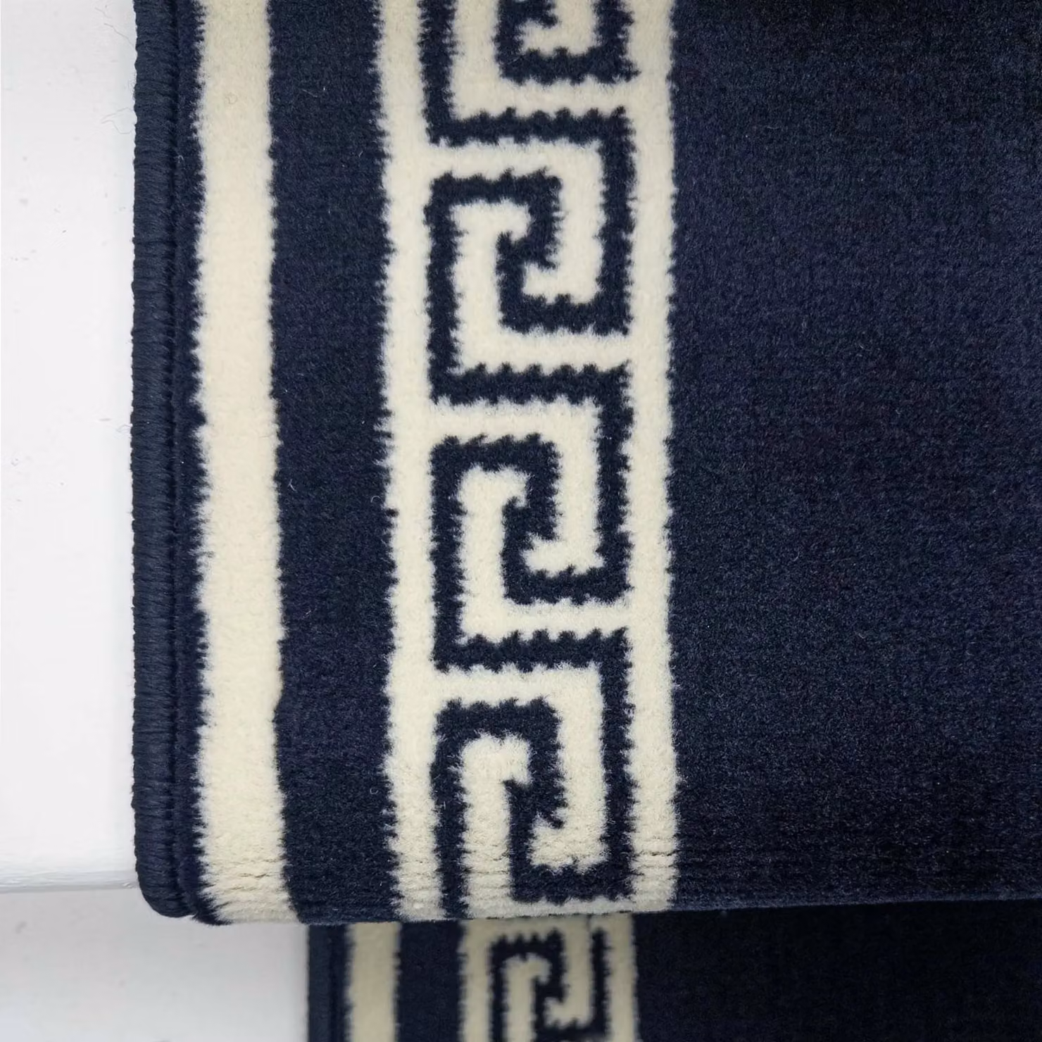 runrug Blue Machine Woven Stair Runner Carpet, Stain-Resistant and Antistatic, W: 70 cm, L: 690 cm – 10