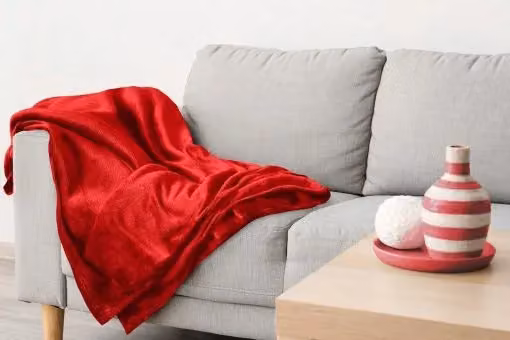 New Edge Blinds Plush Collection Flannel Fleece Super Soft Throw in Red, W/D/H: 127 x 152 cm – 3