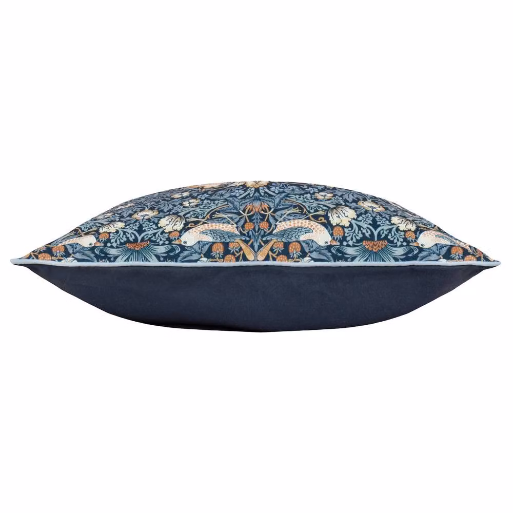 Morris & Co. Strawberry Thief Floral Outdoor Cushion in Blue, W/D/H: 50 x 50 x 50 cm – 3