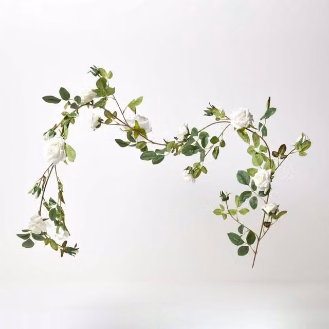 Homescapes Beige and White Artificial Rose Flower Garland with Foliage