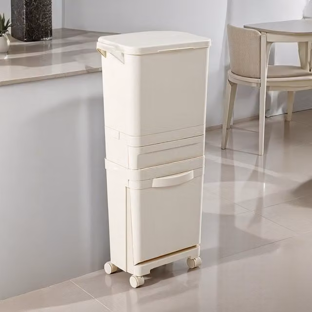Livingandhome 42l Plastic Kitchen Rubbish Bin with Flip Lid in Beige and White