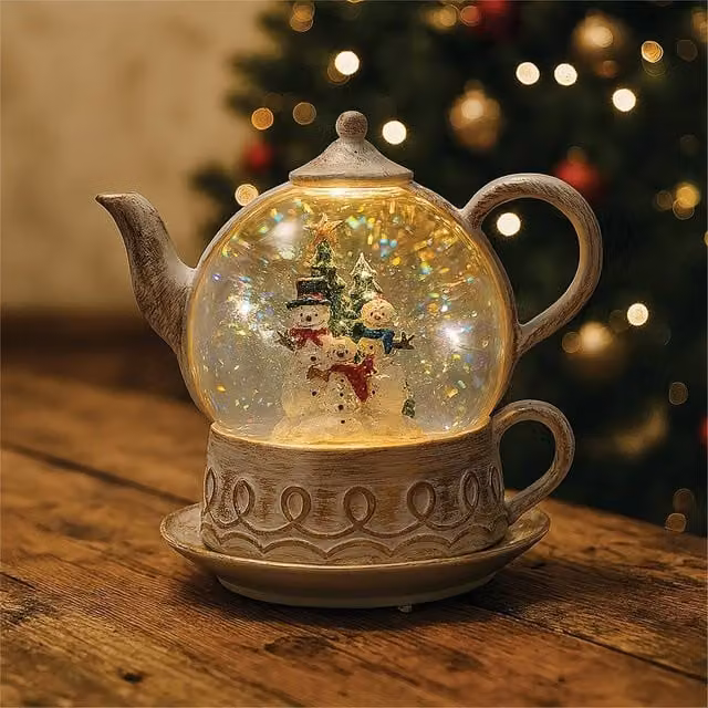 Xmas Haus Snow Swirl Festive Christmas Glitter LED Teapot in Cream and Beige – 1