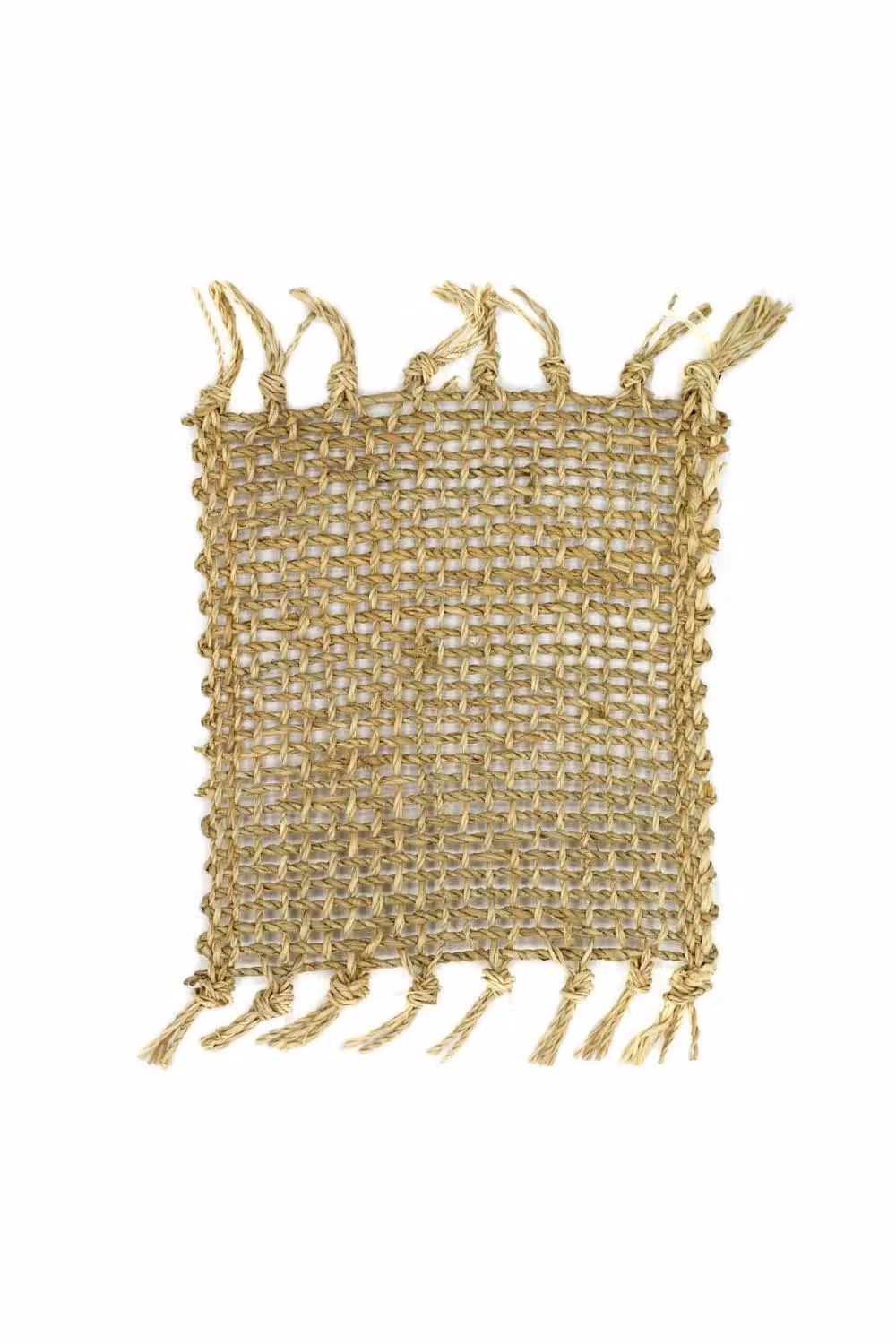 KDMD Set of 4 Handwoven Natural Seagrass Fringe Coasters in Brown and Beige, W/D/H: 15.0 x 11.0 x 11.0 cm – 2
