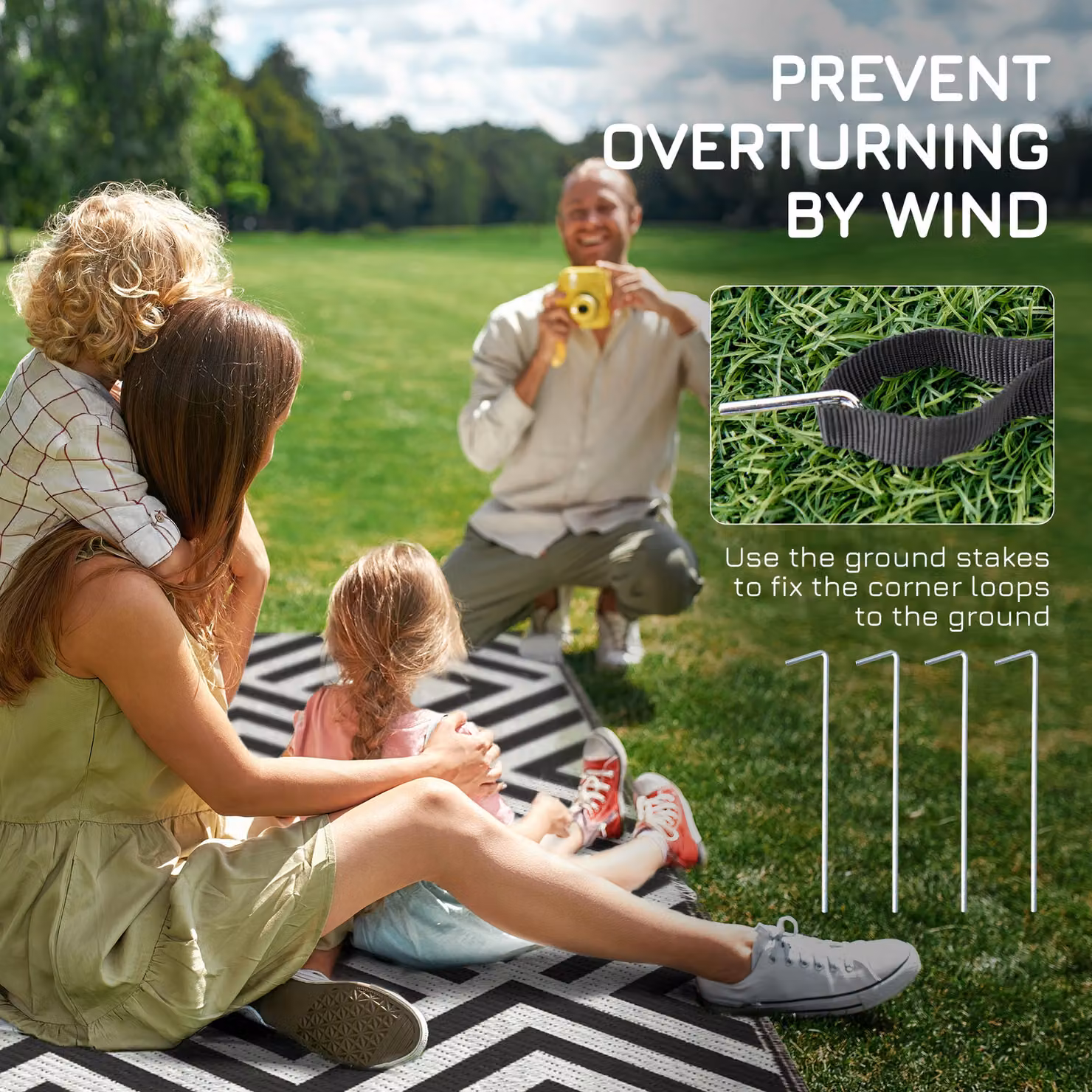 Outsunny Reversible Outdoor Plastic Straw Mat in Black and White Rhombus, W/D/H: 182 x 274 cm – 8