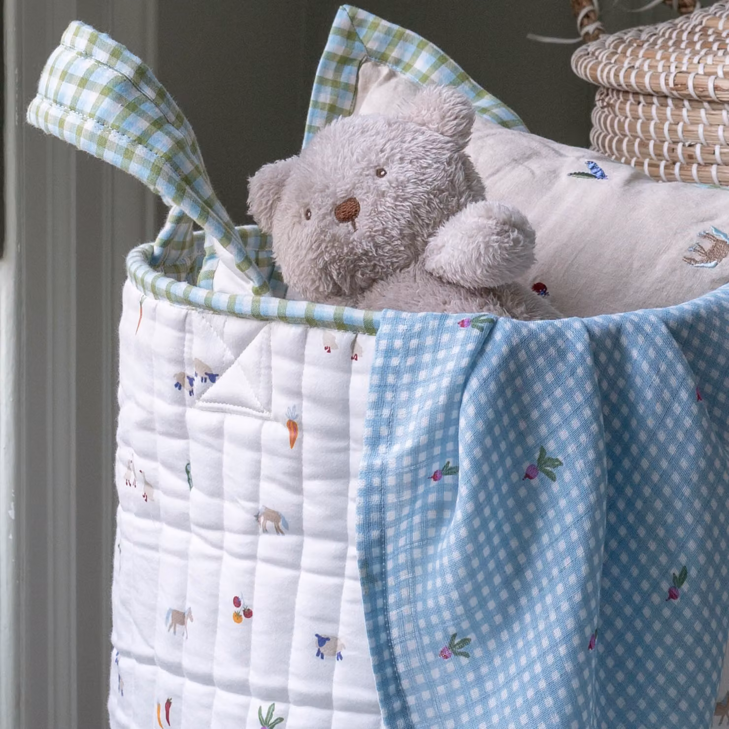 Avery Row Large Quilted Fabric Storage Basket with Handles in Green Greenhouse Gingham, W/D/H: 35 x 35 x 35 cm – 2