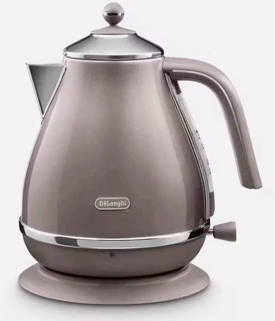 De'Longhi Icona Metallics Kettle in Pink, 1.7 l