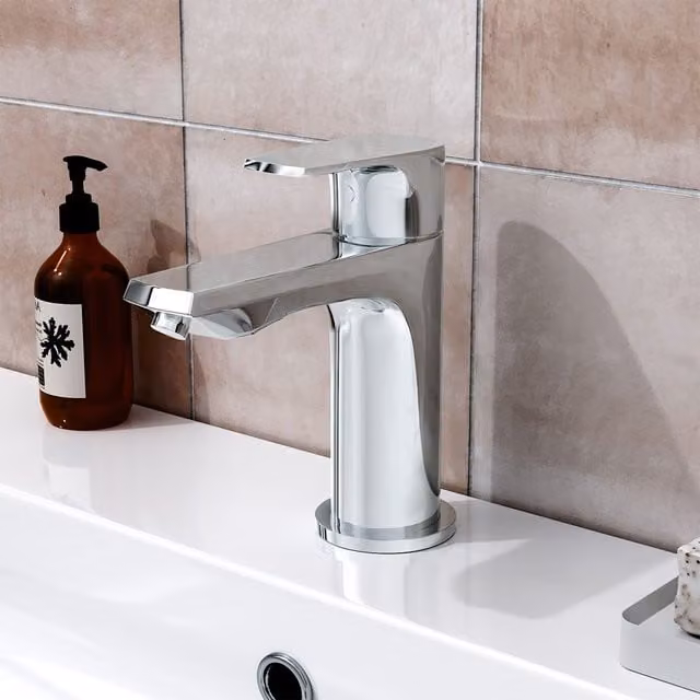 Nes Home Chrome Single Lever Mono Basin Mixer Tap in Silver – 1