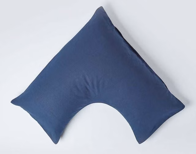 Homescapes Navy Blue V Shaped Pillowcase in Linen and Combed Cotton Blend
