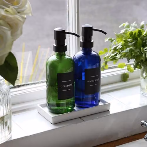 Harbour Housewares Pack of 8 Green Glass Refillable Soap Dispensers with Pumps and Black Labels, 500ml – 2