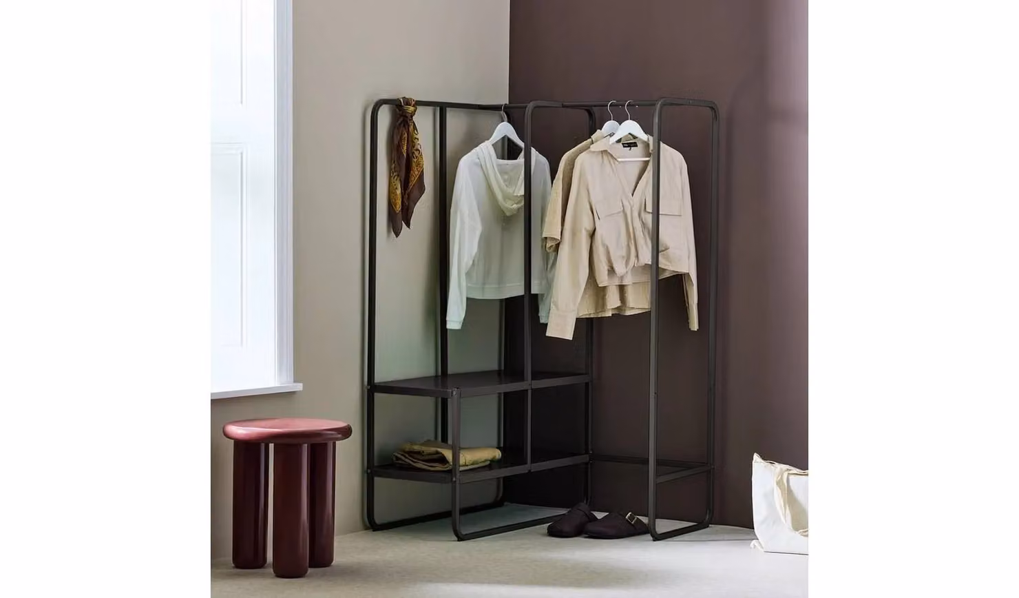 Lorelei Matt Black Metal Continuous Linear Rail Corner Modern Minimalist Style W: 150 cm, H: 85.4 cm