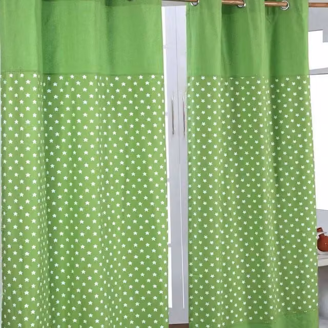Homescapes Cotton Stars Eyelet Curtain Pair in Green, W/H: 137 x 182 cm