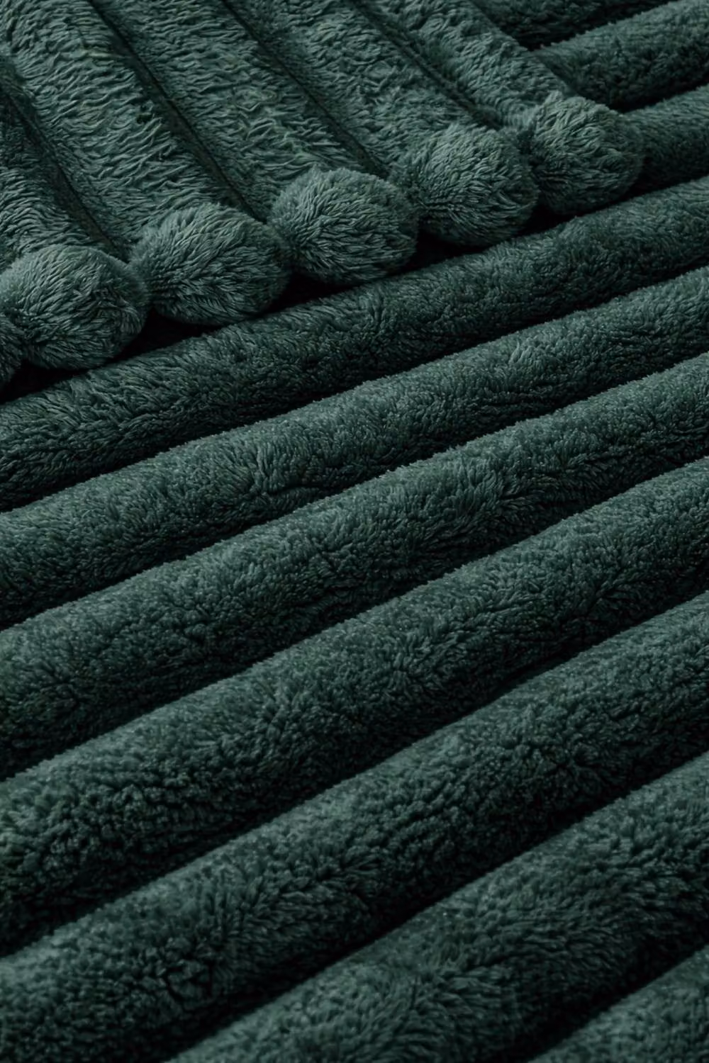 Dyzi Ribbed Jacquard Fleece Bed Blanket Throw in Dark Green, W: 150 cm, L: 200 cm – 3