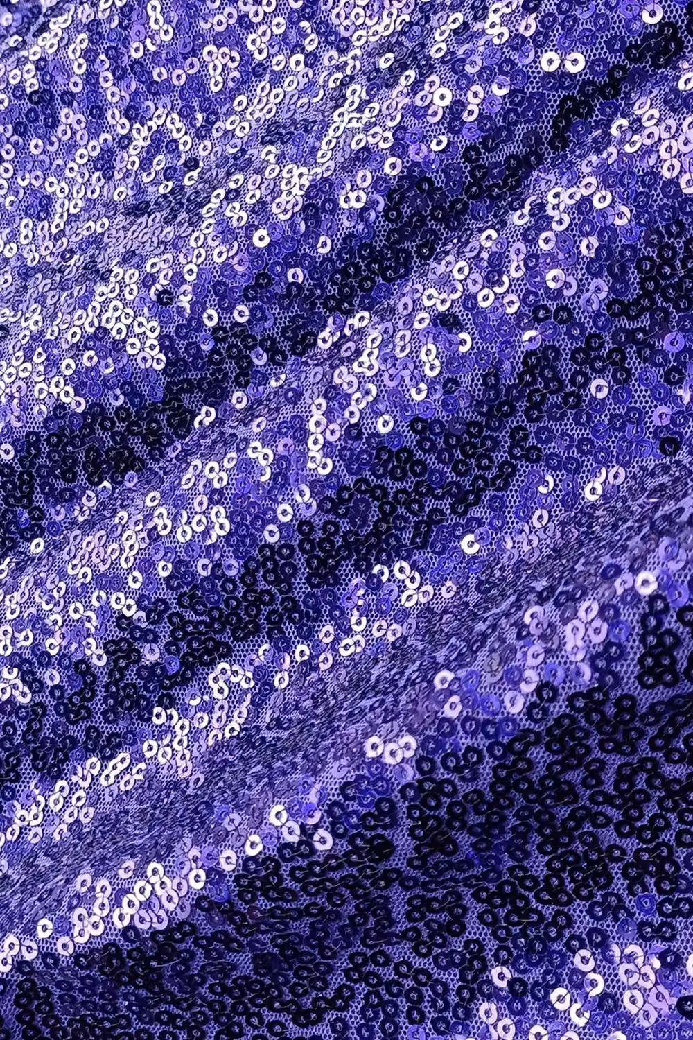 Neel Blue Round Sequin Tablecloth in Purple and Blue, Diameter: 177.8 cm – 2