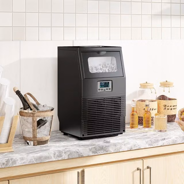 HOMCOM Commercial Ice Maker with 4kg Storage and 30kg Daily Capacity, Black
