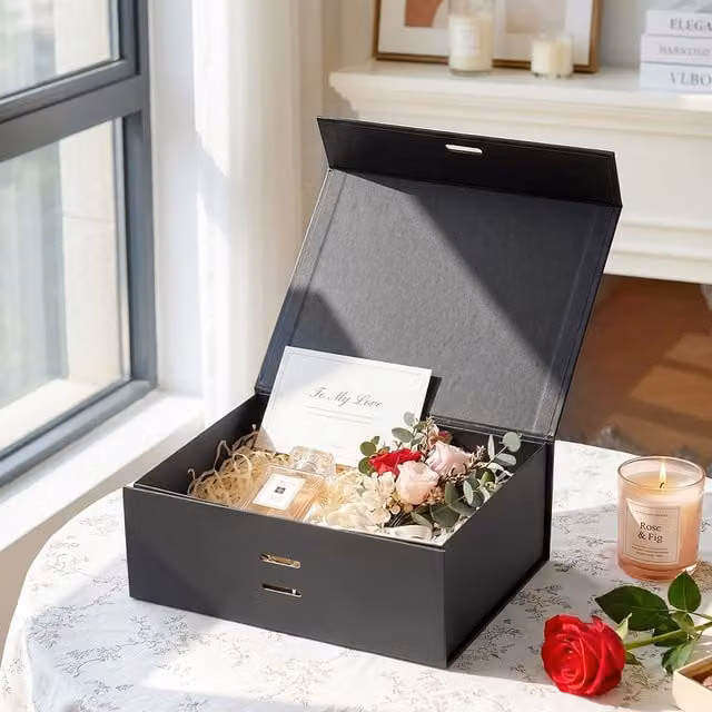 Livingandhome Set of 6 Black Magnetic Foldable Paper Gift Boxes with Ribbons