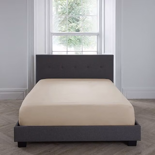 Appletree 200TC Plain Dye Percale Cotton Fitted Sheet, Beige, W/D/H: 140 x 190 x 35 cm